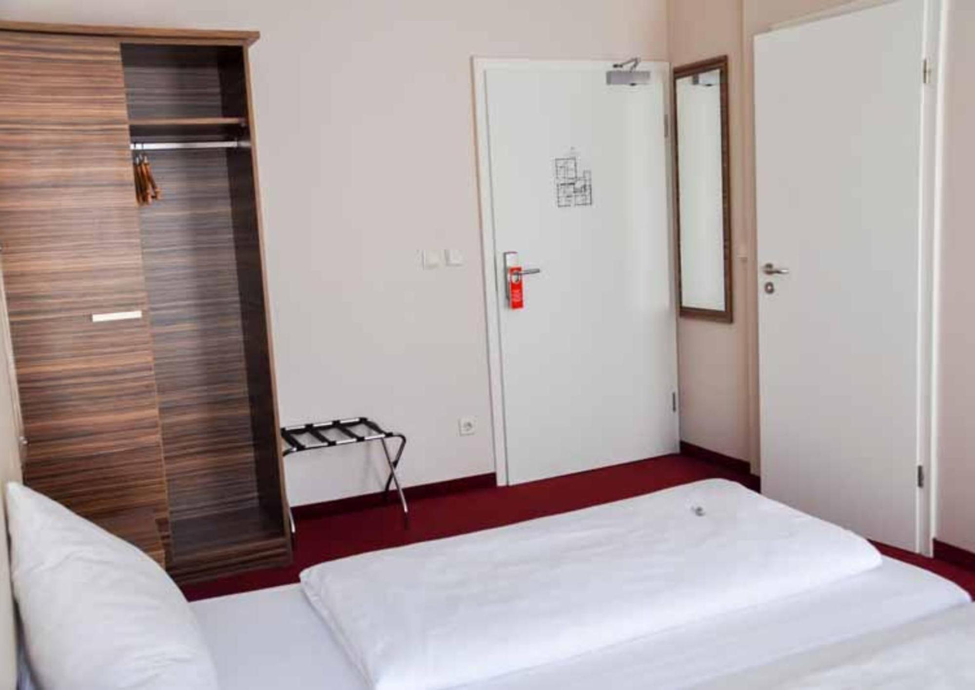 Boutique Hotel Villa-Soy Erlangen Exterior foto